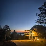 Continental Adventure - Mountain Escape&glamping Station touristique Livno