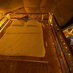 Continental Adventure - Mountain Escape & Glamping 度假村 *