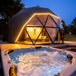 Feriested Continental Adventure - Mountain Escape & Glamping Livno
