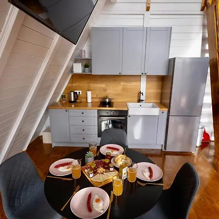 Continental Adventure - Mountain Escape & Glamping *