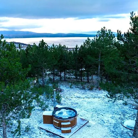 Continental Adventure - Mountain Escape & Glamping