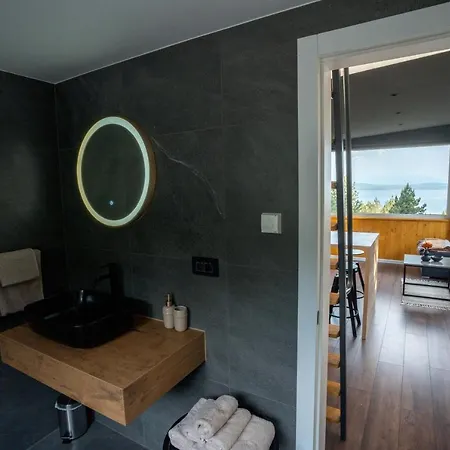 Continental Adventure - Mountain Escape & Glamping 度假村 利夫诺