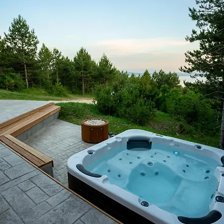 Feriested Continental Adventure - Mountain Escape & Glamping Livno