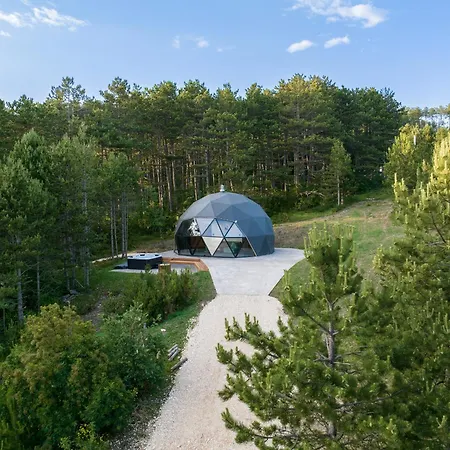 Continental Adventure - Mountain Escape & Glamping *